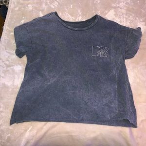 “MTV” american eagle tee shirt